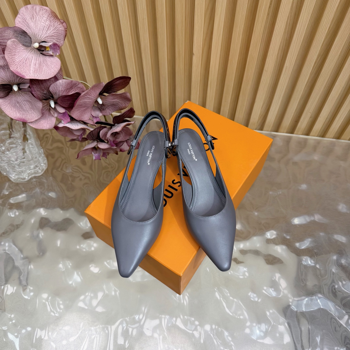 Women's high heels